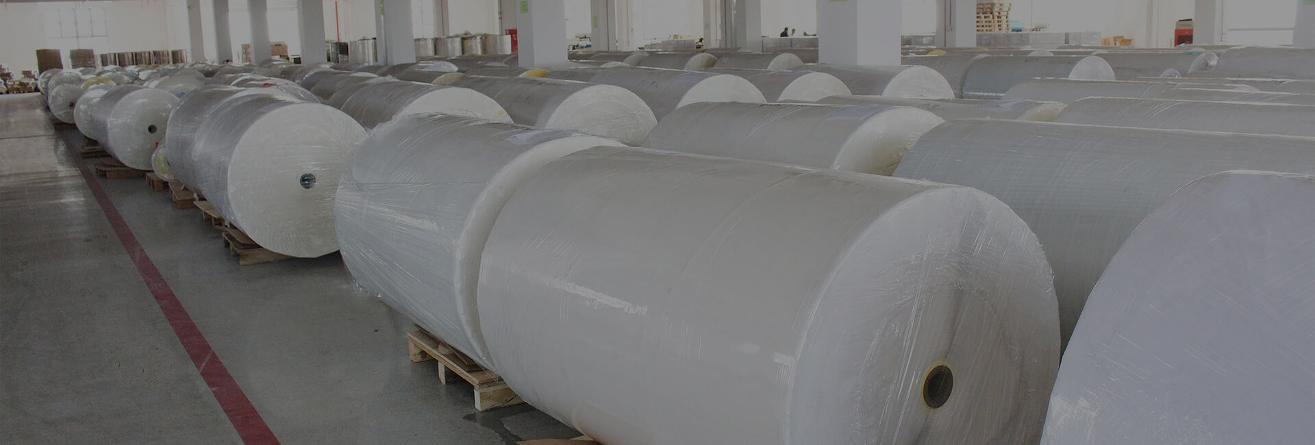 Jumbo label roll and self adhesive label stock manufacturer for label converters